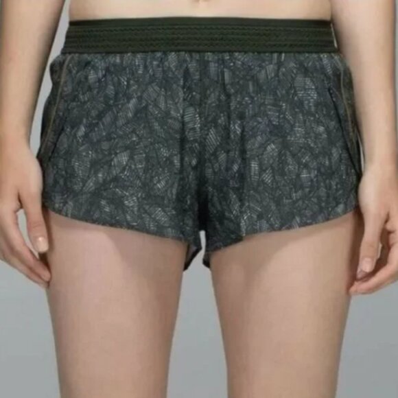 lululemon Run Split Second Shorts- Gator Green - Picture 6 of 9